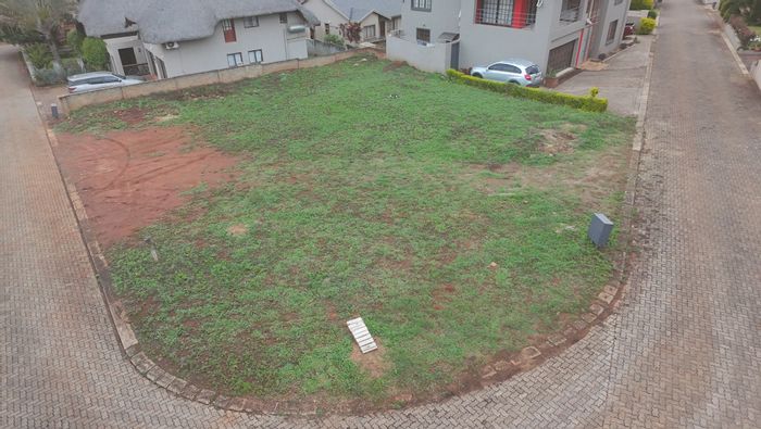 Vacant Land Residential For Sale in Tzangeni, 797 m² corner stand available.