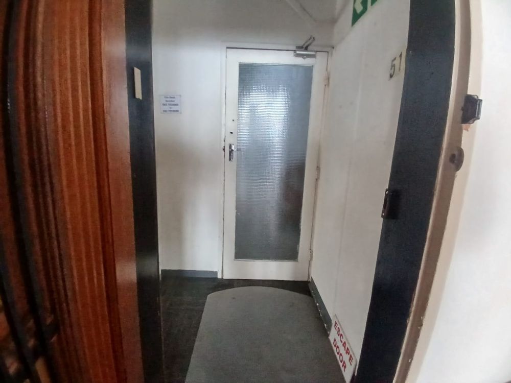 Fire Escape, emergency exit!