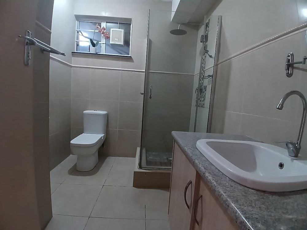 2nd Bathroom