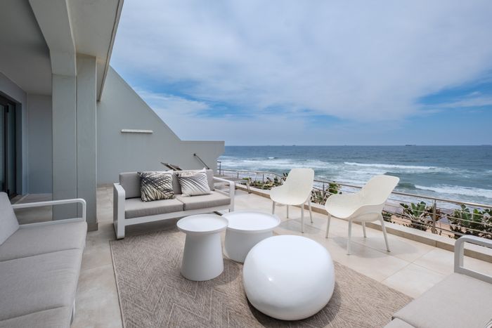 For Sale: Spacious 6-Bedroom Apartment in Umhlanga Central with Ocean Views and Amenities.