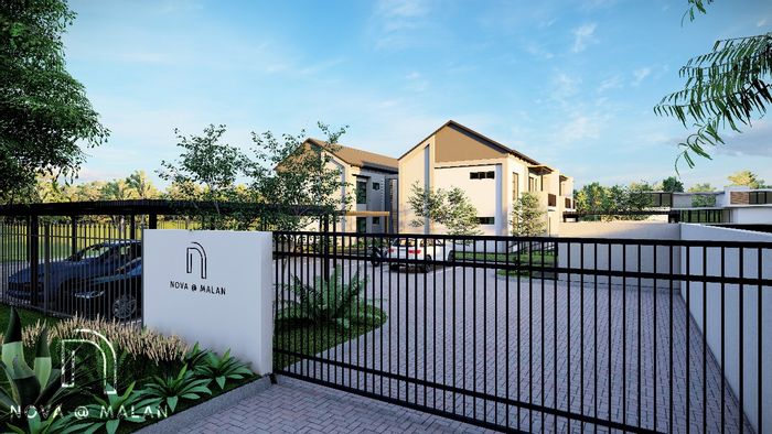 Lyttelton Manor Apartment For Sale: 2 beds, secure access, prime location, low maintenance.