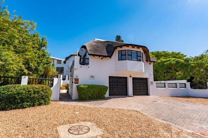 House for Sale in St Francis Bay Village: Pool, guest suite, double garage, and garden.