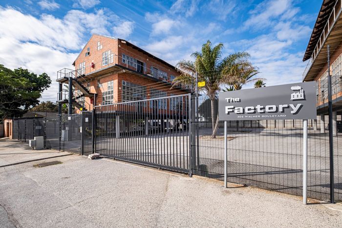 South End Apartment For Sale: Airbnb-friendly, secure parking, close to amenities.