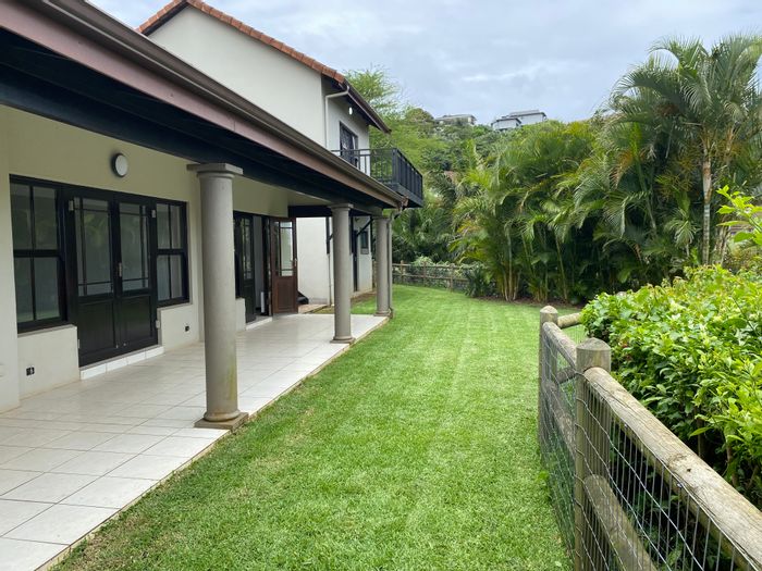 House To Rent in Seaward Estates: 3 beds, garden, double garage, pet-friendly.