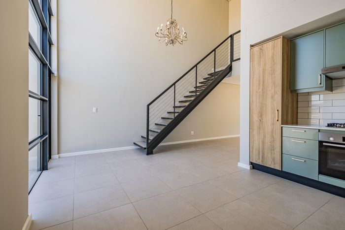 Haasendal Townhouse For Sale: 2 bedrooms, garden, clubhouse, gym, and pool access.