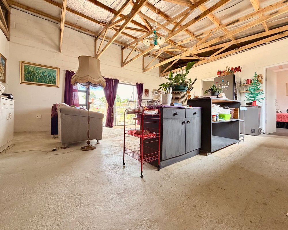 Open Plan Lounge Kitchen