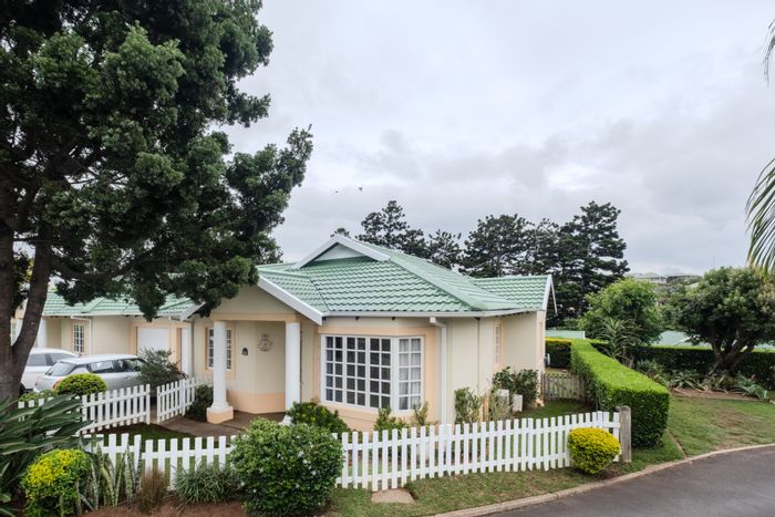 For Sale: Townhouse in Somerset Park with pool, clubhouse, and pet-friendly policy.