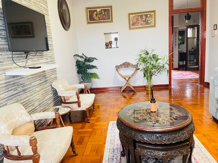 For Sale: 2-bedroom apartment in Musgrave with secure garage and garden access.