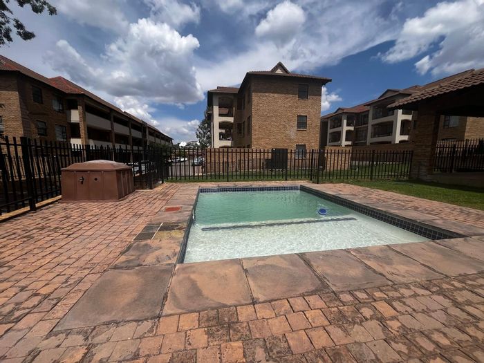 3-Bedroom Apartment To Rent in Erand Gardens with clubhouse, pools, and security.