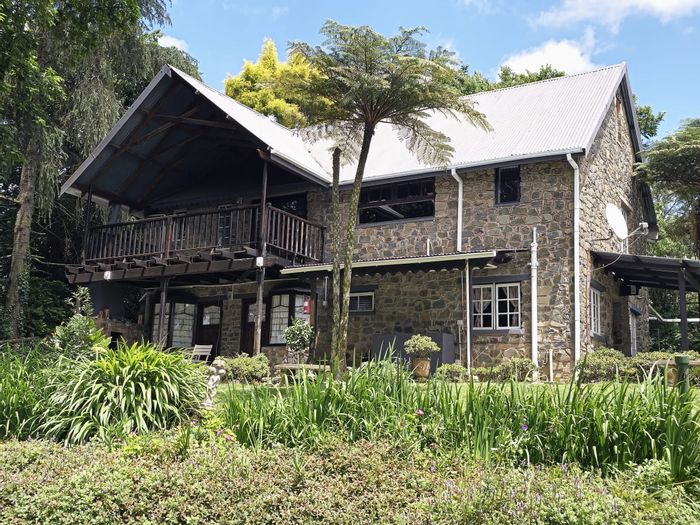 For Sale: Howick North Guest House with multiple income-generating units and amenities.