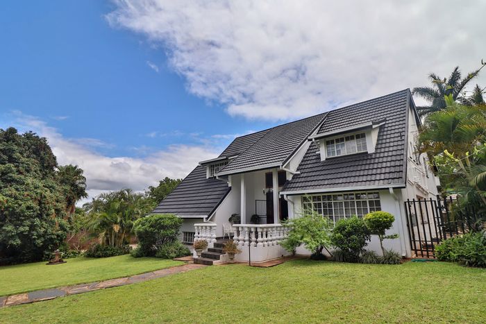 Barberton Central House For Sale: 4 beds, pool, eco-friendly features, guest flat.