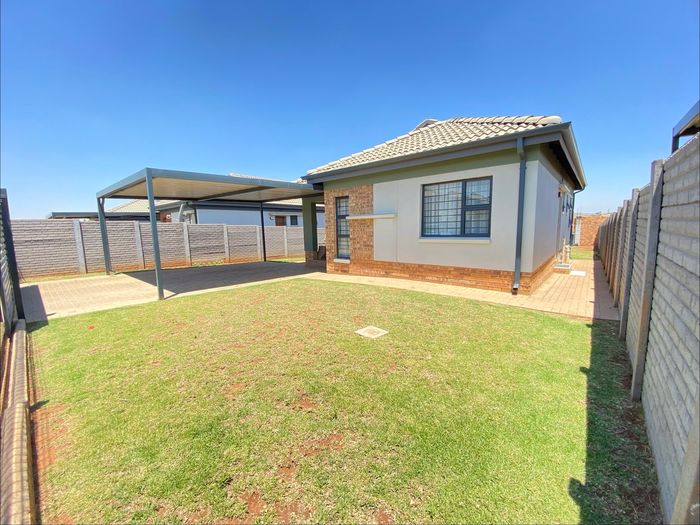 For Sale: House in Lotus Gardens with 3 beds, 2 baths, secure estate access.