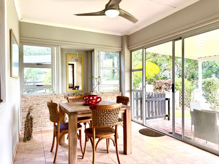 For Sale: Townhouse in Pennington Central with garden, en-suite, and backup water system.