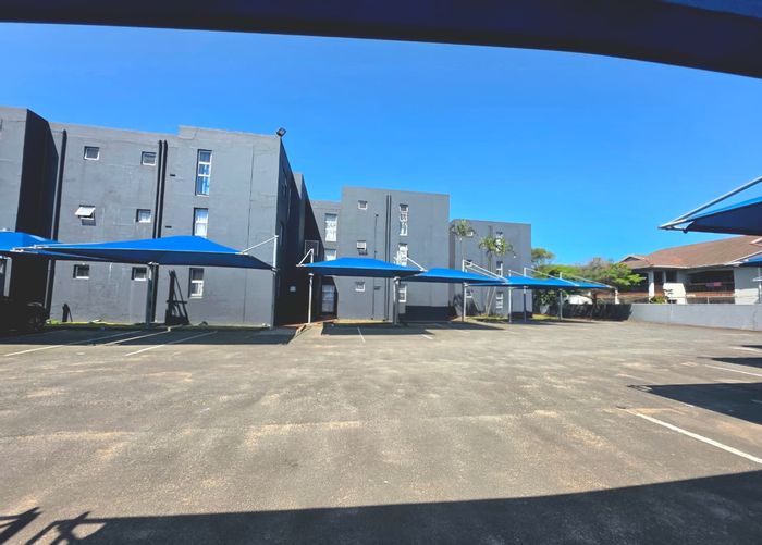 2-Bedroom Apartment For Sale in Meer En See with pool and secure access.