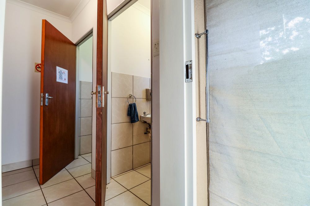 Office: Visitor toilets x2