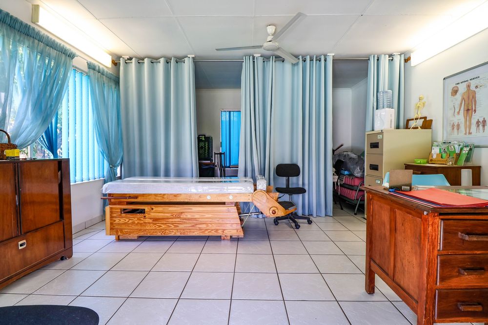 Office: Treatment room