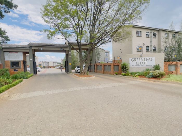 For Sale: 3-Bedroom Apartment in Kenleaf with communal amenities and secure living.