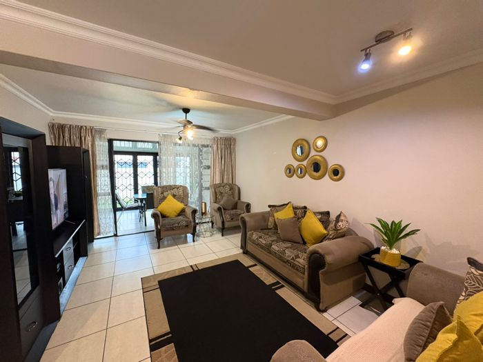3-Bedroom Townhouse in Cashan For Sale with garden, parking, and close amenities.