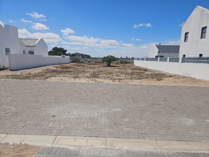 Rare 507 m² vacant land for sale in Atlantic Sands Private Estate.