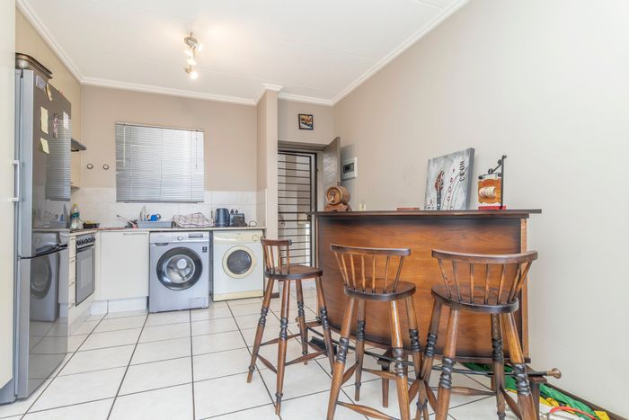 1-Bedroom Apartment for Sale in Paulshof with Balcony, Parking, and 24-Hour Security.