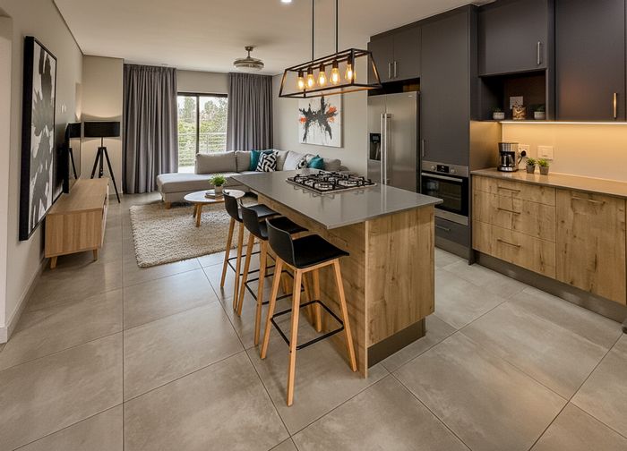 For Sale: 3-Bedroom Apartment in Die Hoewes with Pool, Clubhouse, and Security.