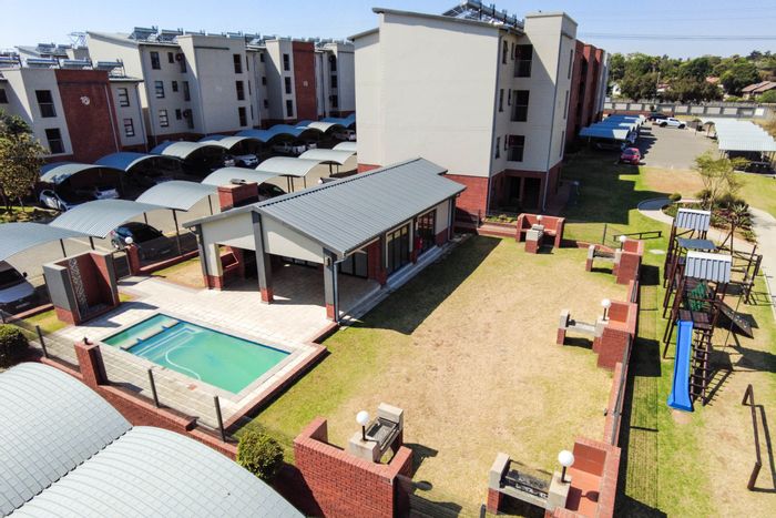 Sebenza Apartment To Rent: 1 Bed, Pool, Gas Braai, 24/7 Security, Easy Access.