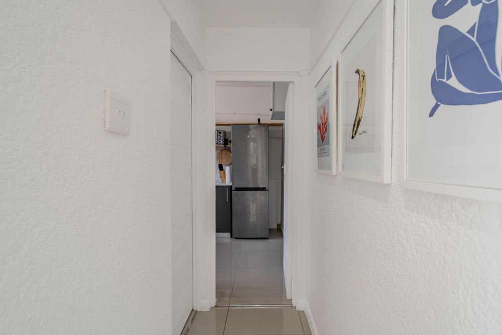 passage to kitchen