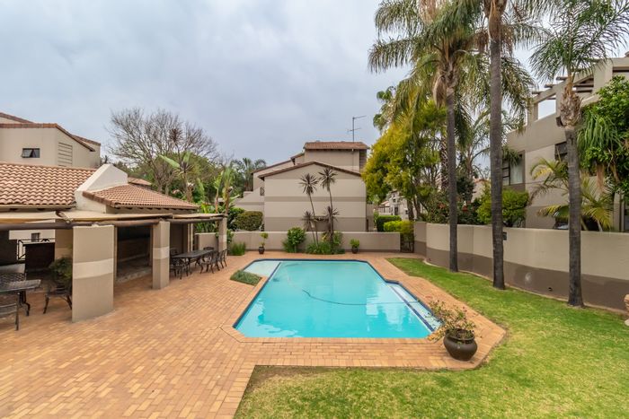 For Sale: 2-Bedroom Apartment in Paulshof with Loft, Garage, Pools, and Security.