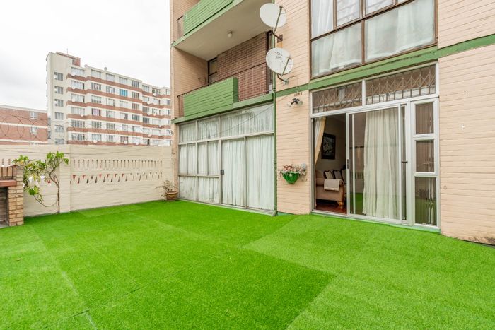 For Sale: 2-Bedroom Apartment in Fields Hill with Office Nook and Entertainment Area.