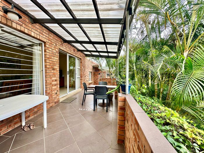 Ballito Central Townhouse For Sale: 4 beds, pool, pet-friendly garden, secure parking.