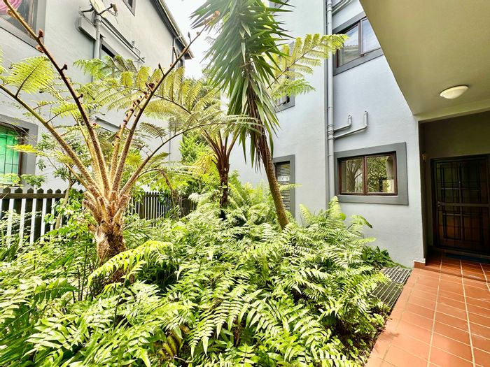 For Sale: Ground Floor Apartment in Sheffield Beach with Garden, Pool, and Security.