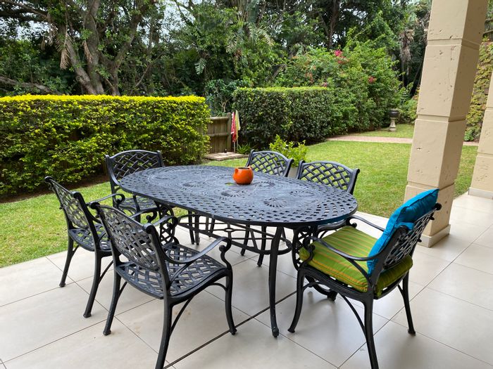 Ballito Central House For Sale: 3 beds, garden, double garage, security access.