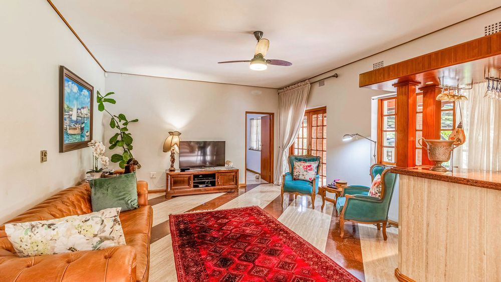 Family room with small built in pub