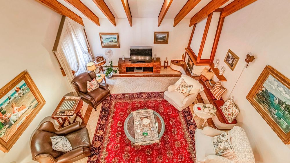 Upstairs looking into the lounge