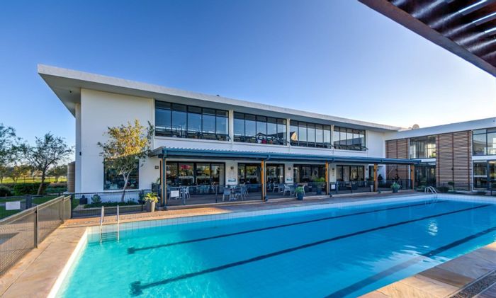 To Rent: Spacious 3-Bedroom Apartment in De Velde with Private Garden and Amenities.