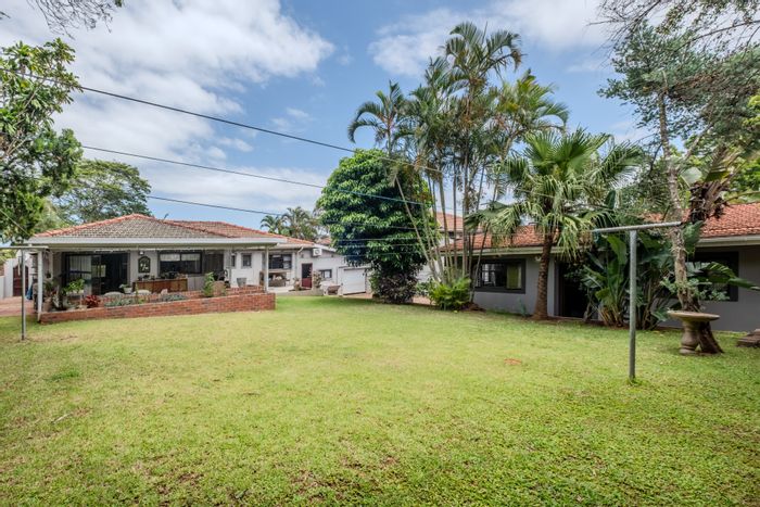 Durban North Central House For Sale: Spacious home, granny flat, ample parking, ideal for families.