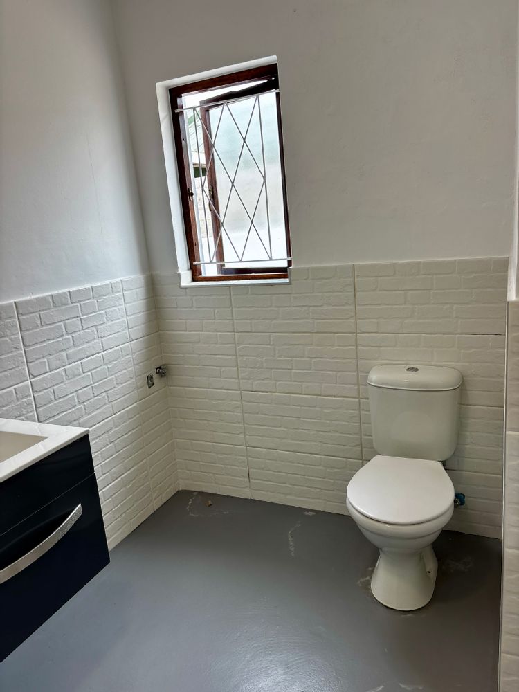 Bathroom (washing machine point)