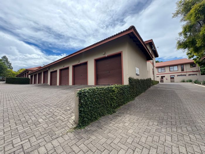 For Sale: Flat in Pioneer Park with 2 bedrooms, parking, and great amenities.