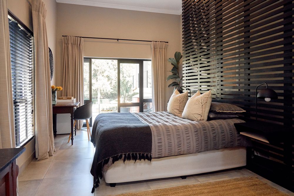 Downstairs guest suite with own entrance