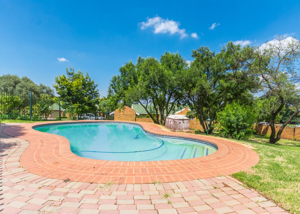 Complex Swimming Pool