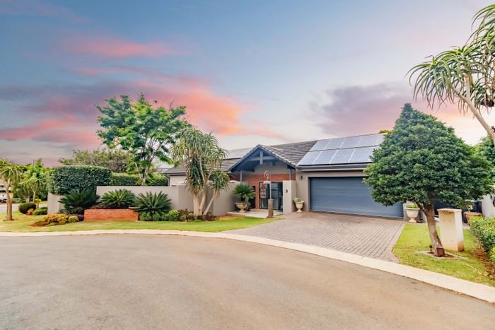 For Sale: House in Midstream Ridge Estate with pool, solar power, and spacious layout.