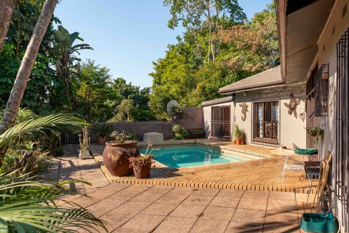 Hillcrest Park House For Sale: Main house, cottage, pool, and one-acre garden.