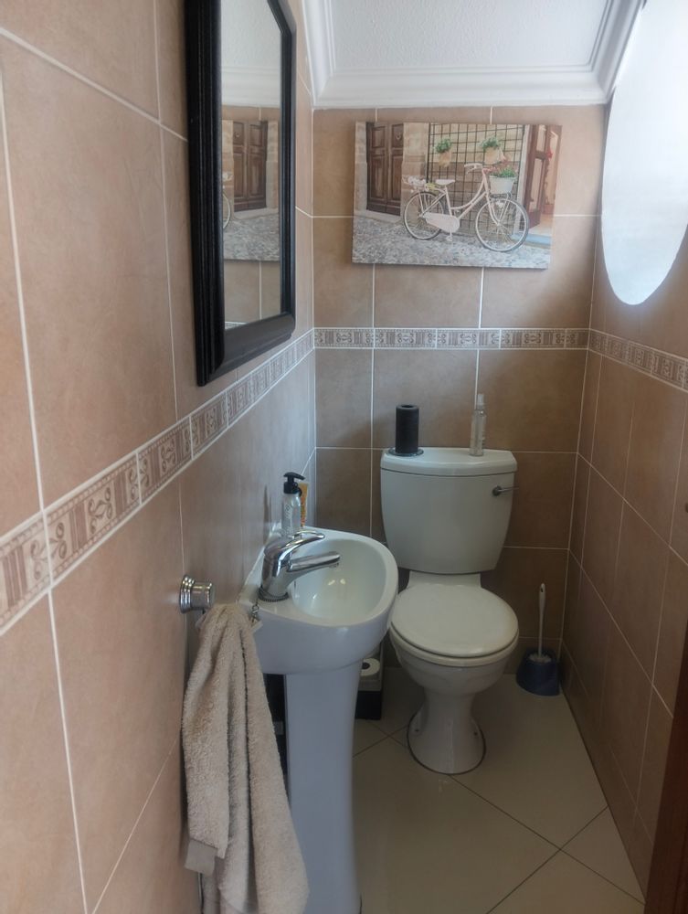 Guest toilet