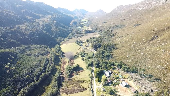 For Sale: Riversdale Rural Farm with irrigation, residences, and tourism potential.