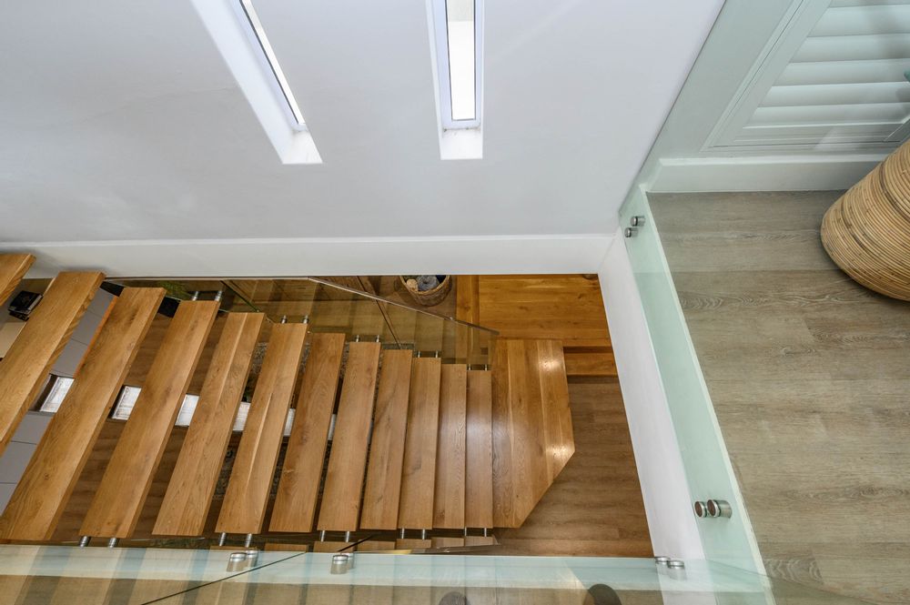 Staircase to entertainment lounge