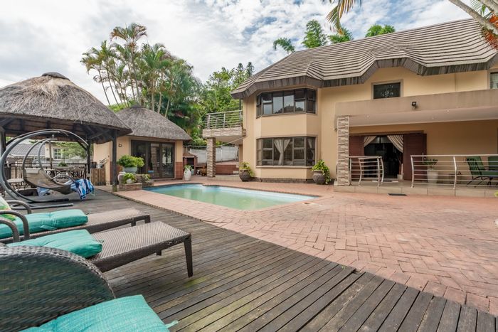 Cowies Hill Park House For Sale: Pool, flatlet, and spacious outdoor entertainment area.