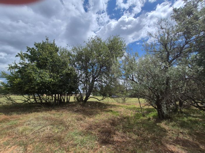 Vacant Land for Sale in Vaal de Grace Golf Estate with Nature and Golf Access.