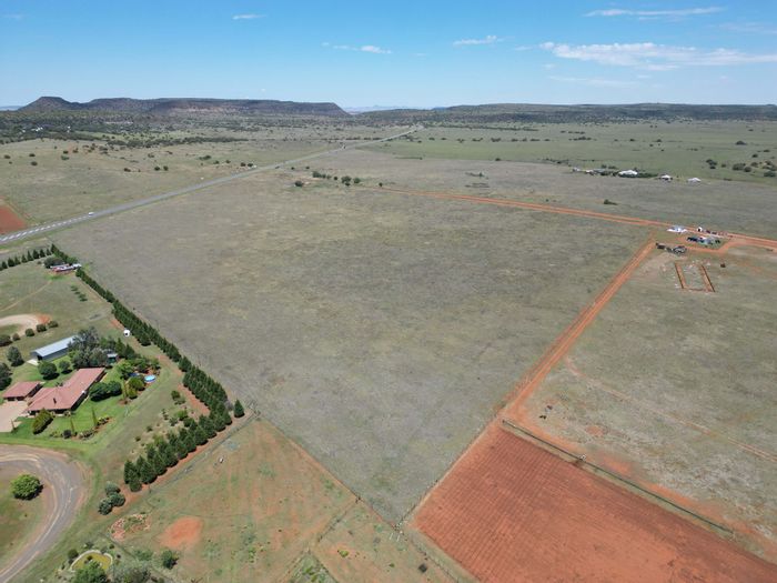 8-hectare vacant land in Bloemfontein Rural, ideal for residential development. For Sale.