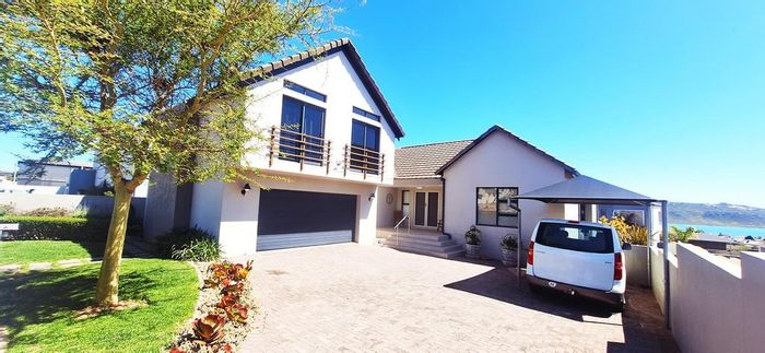 For Sale: Myburgh Park House with flatlet, sea views, and spacious living areas.