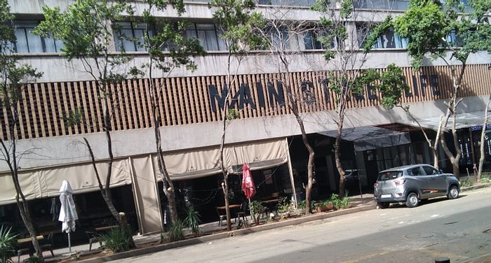 For Sale: Apartment in Maboneng, AirBnB-ready, near schools and transport.